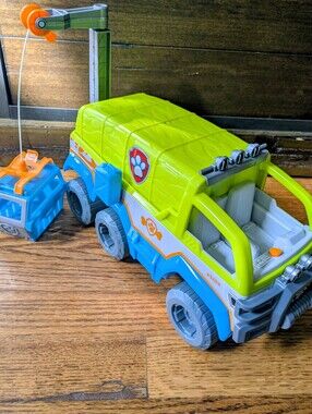 Paw Patrol Jungle Kids Rescue Toy Truck - Lime Green and Blue